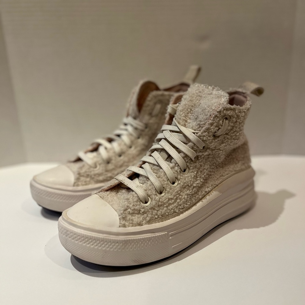 Converse Cozy Tones Chuck Taylor All Star Move - size: 6.5